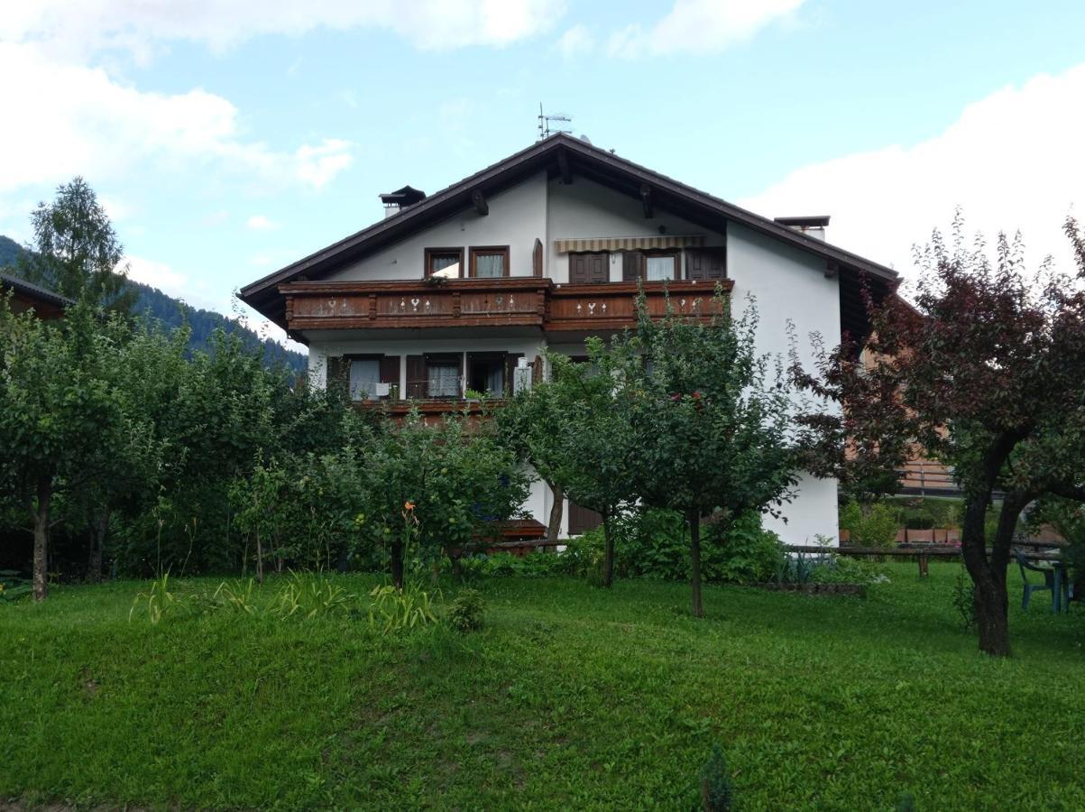 La Mansarda Di Sabina. Apartment Fiera Di Primiero Exterior photo